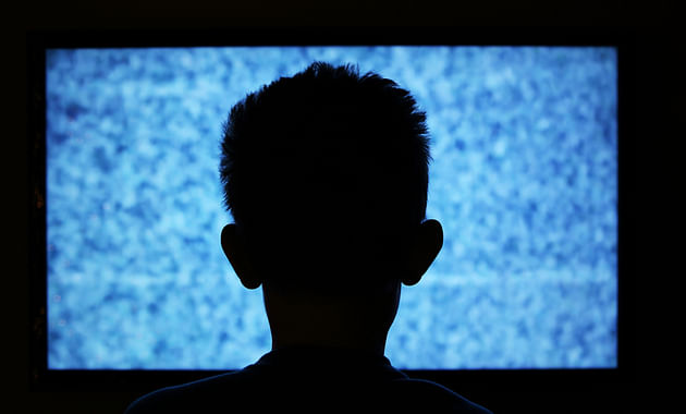 At how much distance should your child sit while watching TV? Here is how  it affects his eyes | Health Tips and News