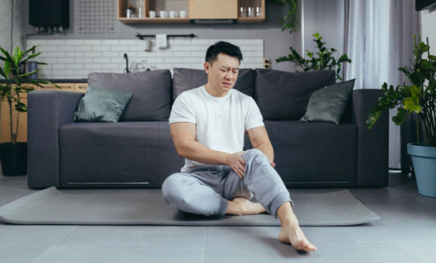 5 Natural Remedies To Soothe Leg Pain leg pain