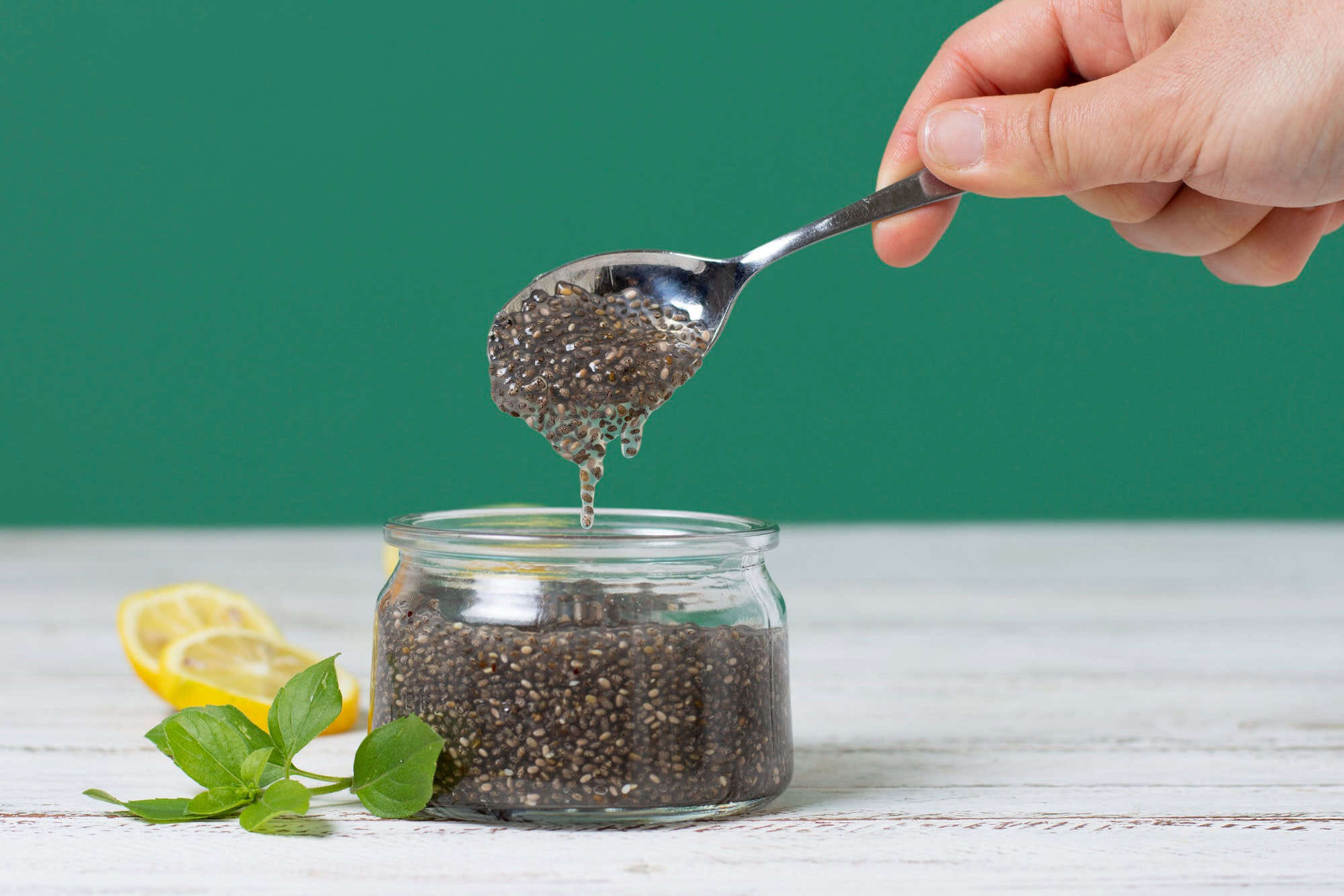 चिया सीड्स के फायदे और सेवन का तरीका - Chia Seeds in Hindi