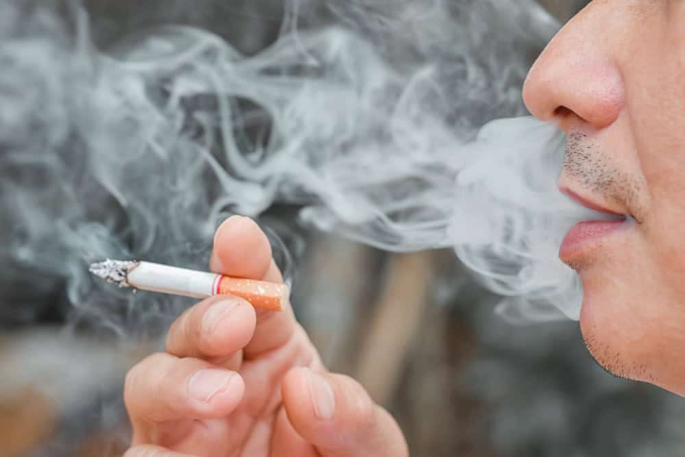drinking alcohol and smoking cigarettes How Does Smoking, Drinking Alcohol, or Misusing Drugs Affect Mental Health? drinking alcohol and smoking cigarettes How Does Smoking, Drinking Alcohol, or Misusing Drugs Affect Mental Health?