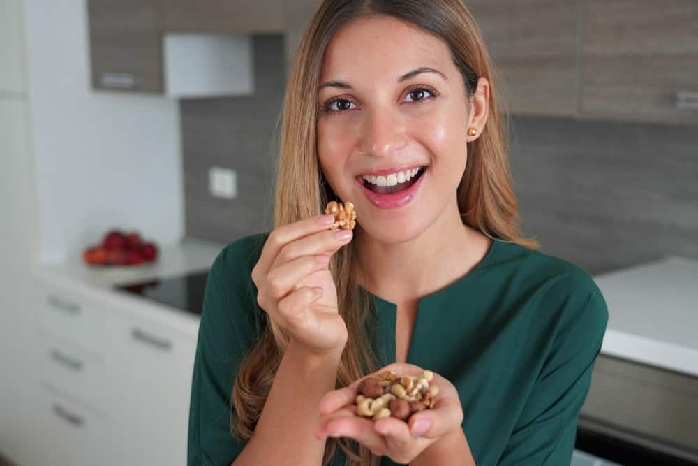 Why Experts Call Walnuts a 'Superfood' You Should Eat Daily - Tata 1mg Capsules